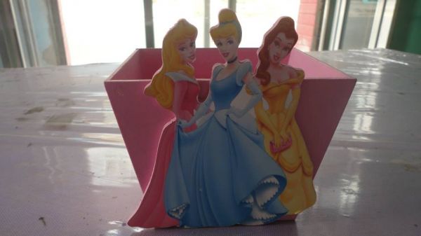 Cachepô Princesas!
